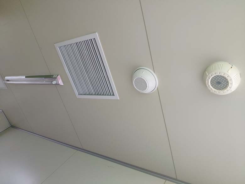 Volume controller and ceiling speaker