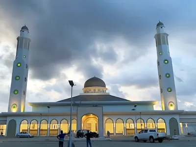 DSPPA | DSP1500 Phased Array Sound System for Meragang Mosque, Brunei - 翻译中...