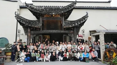 DSPPA | Joy in Full Swing at DSPPA's 2025 Christmas Night - 翻译中...